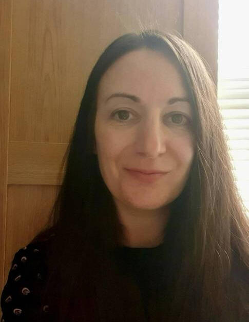 Lefki Yiasemides, professional virtual assistant helping founders streamline tasks.